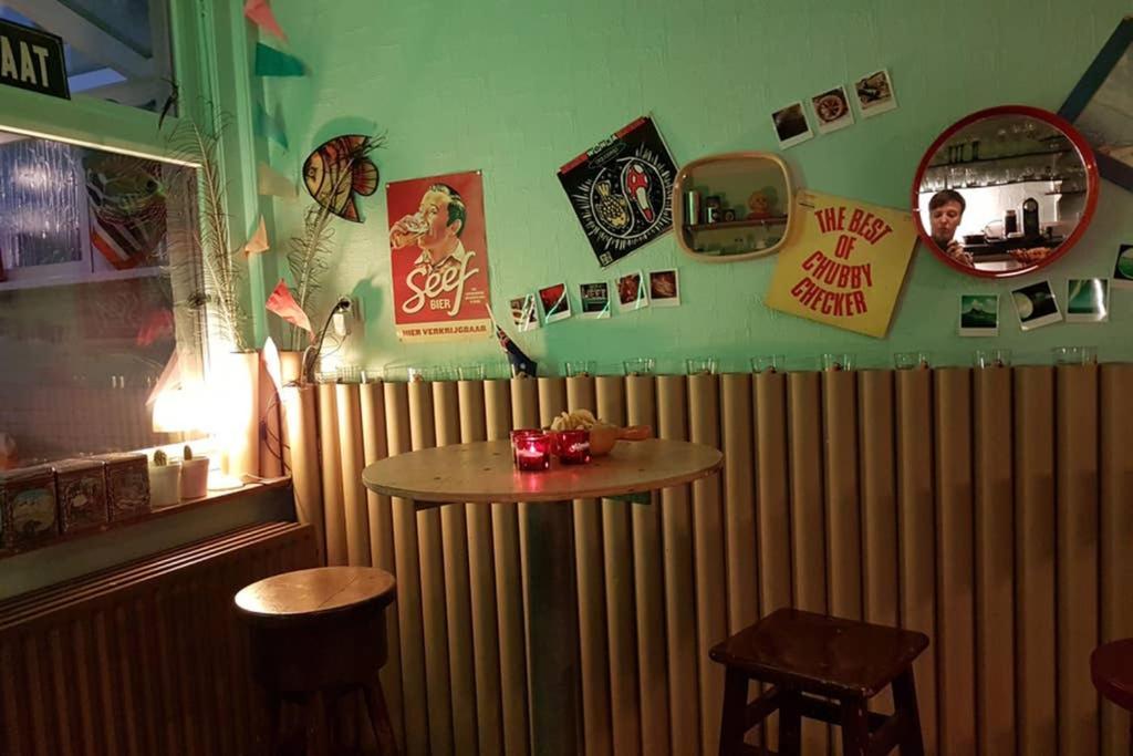 Vakantiewoning In Mol Centrum Met Eigen Bar "Casacuriosa" 外观 照片