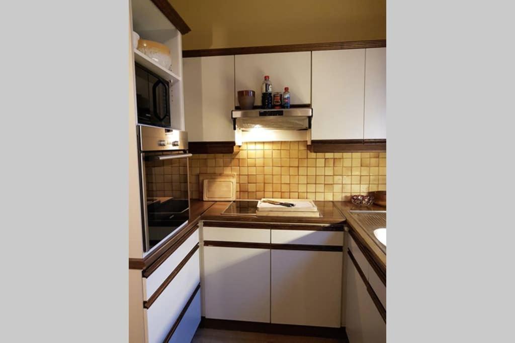 Vakantiewoning In Mol Centrum Met Eigen Bar "Casacuriosa" 外观 照片