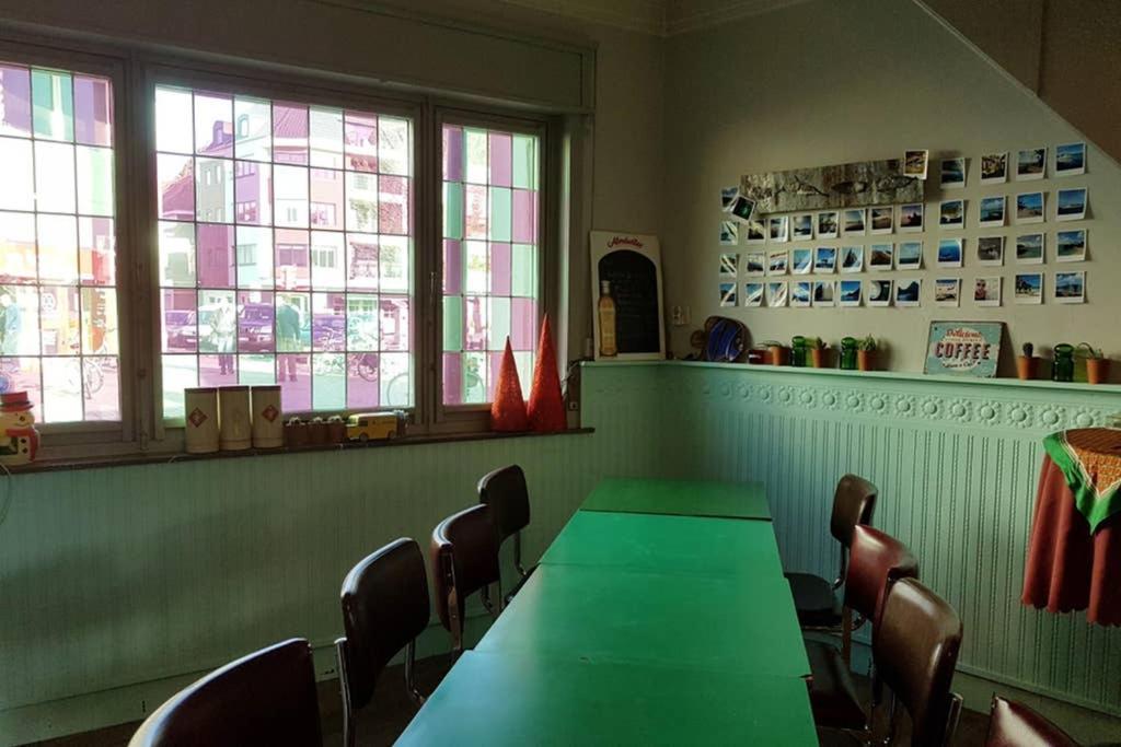 Vakantiewoning In Mol Centrum Met Eigen Bar "Casacuriosa" 外观 照片