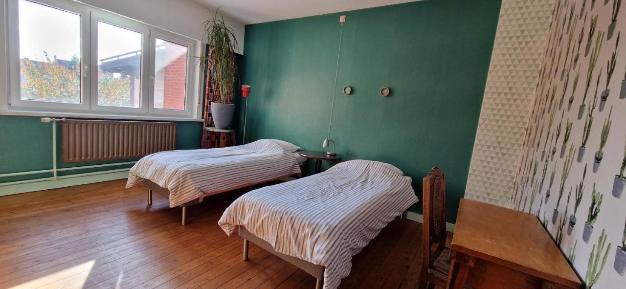 Vakantiewoning In Mol Centrum Met Eigen Bar "Casacuriosa" 外观 照片
