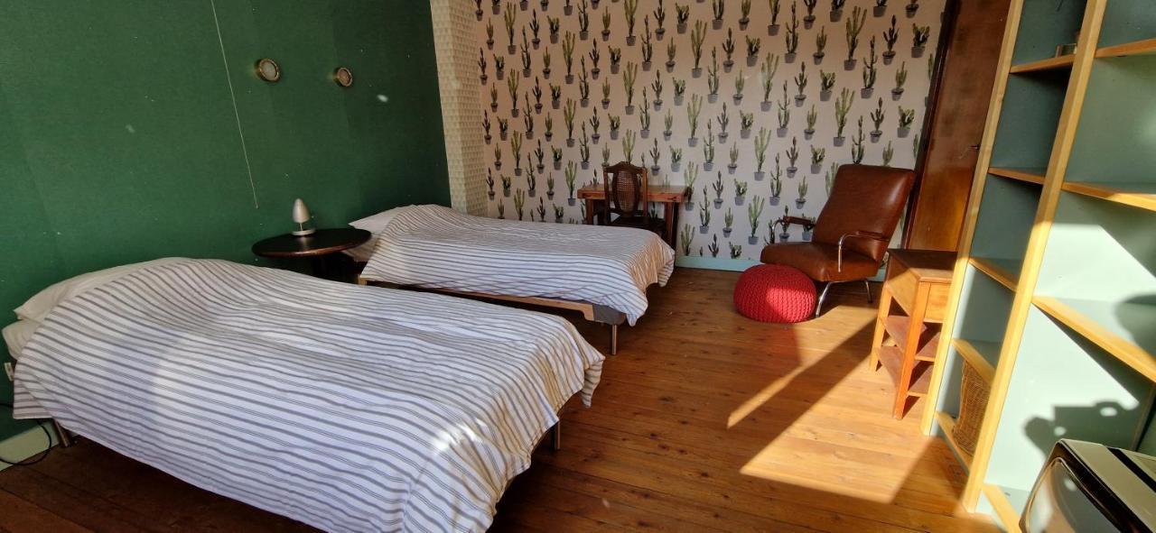Vakantiewoning In Mol Centrum Met Eigen Bar "Casacuriosa" 外观 照片